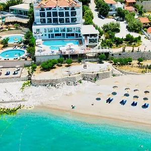 selvia-hotel.albaniahotels.org/